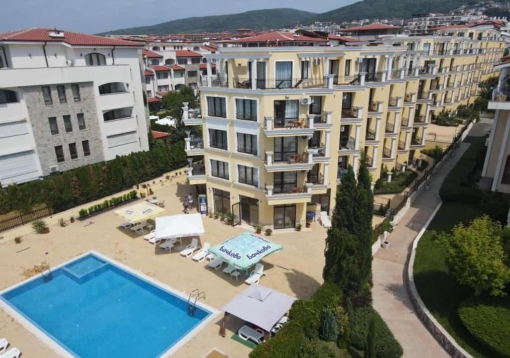Horizon 10 'В' Apartment สวิติ วลัส ภายนอก รูปภาพ